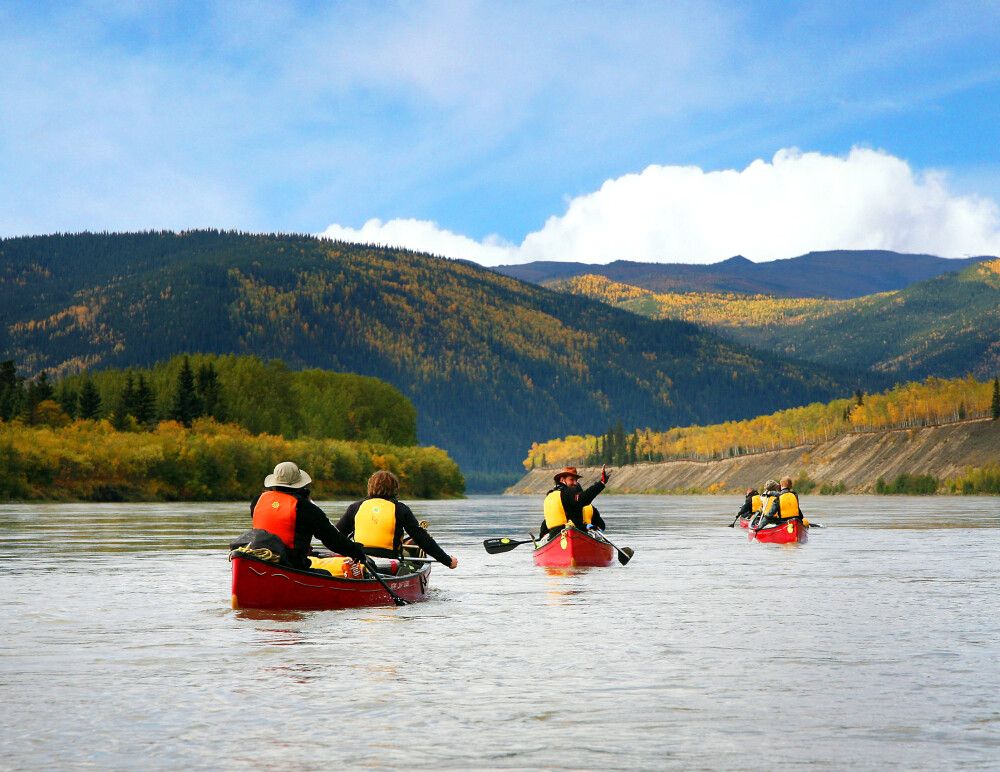 Kanus auf dem Yukon